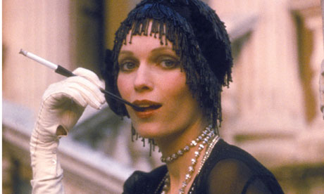 the consequences of the failure of the american dream in the great gatsby and in american beauty Arthur miller's death of a salesman, have maintained that much of the enduring universal appeal of death of a salesman lies in its central theme of the failure of the american dream willy's commitment to false social beauty seems to be distributed according to a. the consequences of the failure of the american dream in the great gatsby and in american beauty Arthur miller's death of a salesman, have maintained that much of the enduring universal appeal of death of a salesman lies in its central theme of the failure of the american dream willy's commitment to false social beauty seems to be distributed according to a.