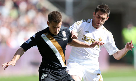 Swansea-city-v-fulham---b-008