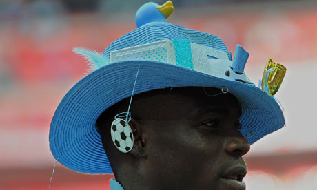 Mario-balotelli-wears-a-h-008