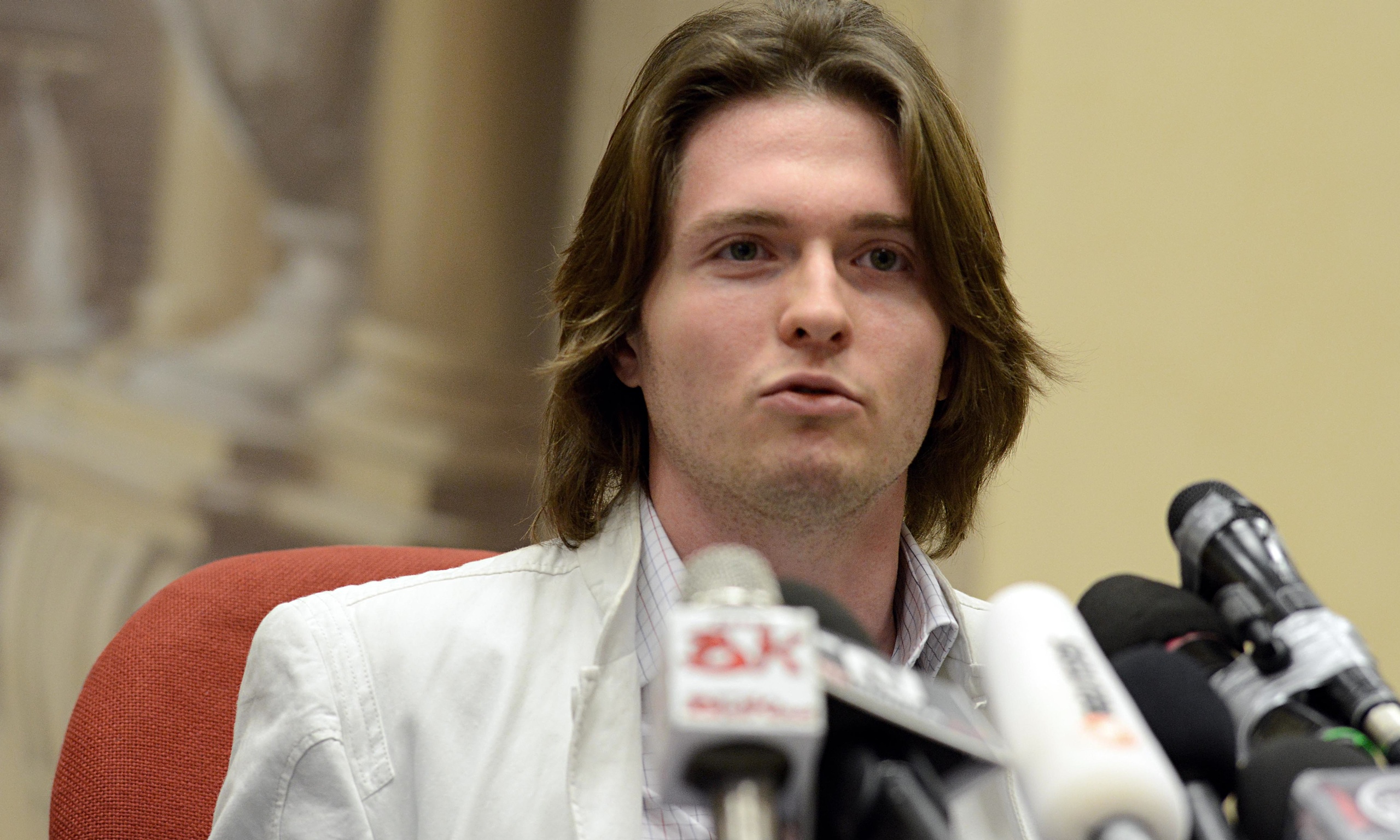https://static-secure.guim.co.uk/sys-images/Guardian/About/General/2014/7/1/1404233391733/Raffaele-Sollecito-at-a-p-014.jpg