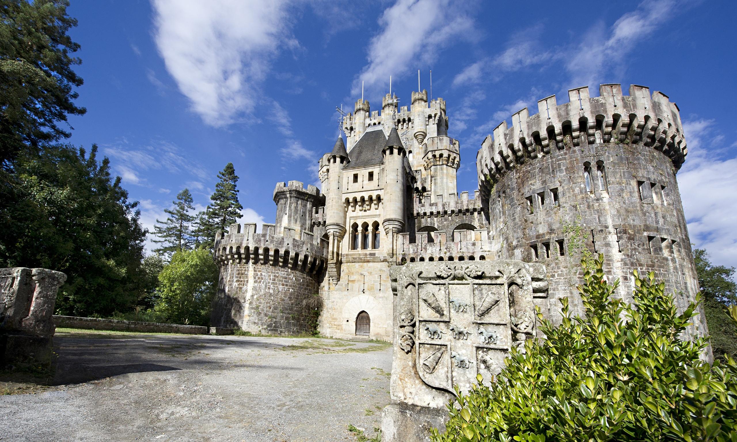 Butrón castle auction in Spain offers buyers a chance to live like