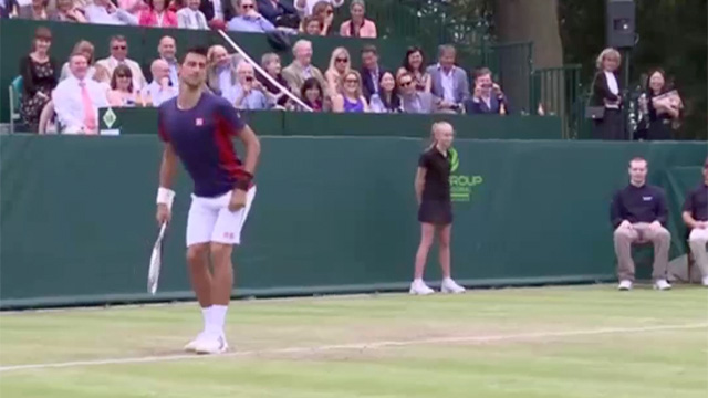 Novak-Djokovic-performs-o-012.jpg