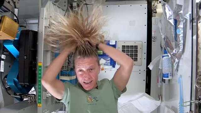 How Astronauts Wash Their Hair In Space Video Science The Guardian