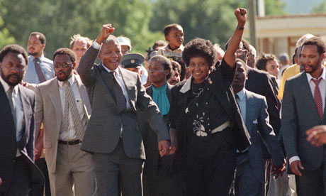 https://static-secure.guim.co.uk/sys-images/Guardian/Pix/pictures/2010/2/10/1265827488362/Nelson-Mandela-walks-free-001.jpg