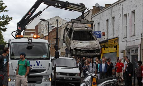 London riots and UK unrest – Tuesday 9 August 2011 | UK news ...