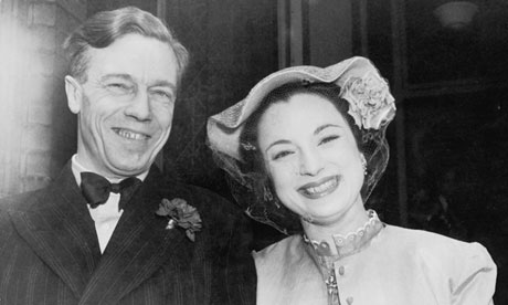 Cecil Day-Lewis letters donated to Oxford library by his children