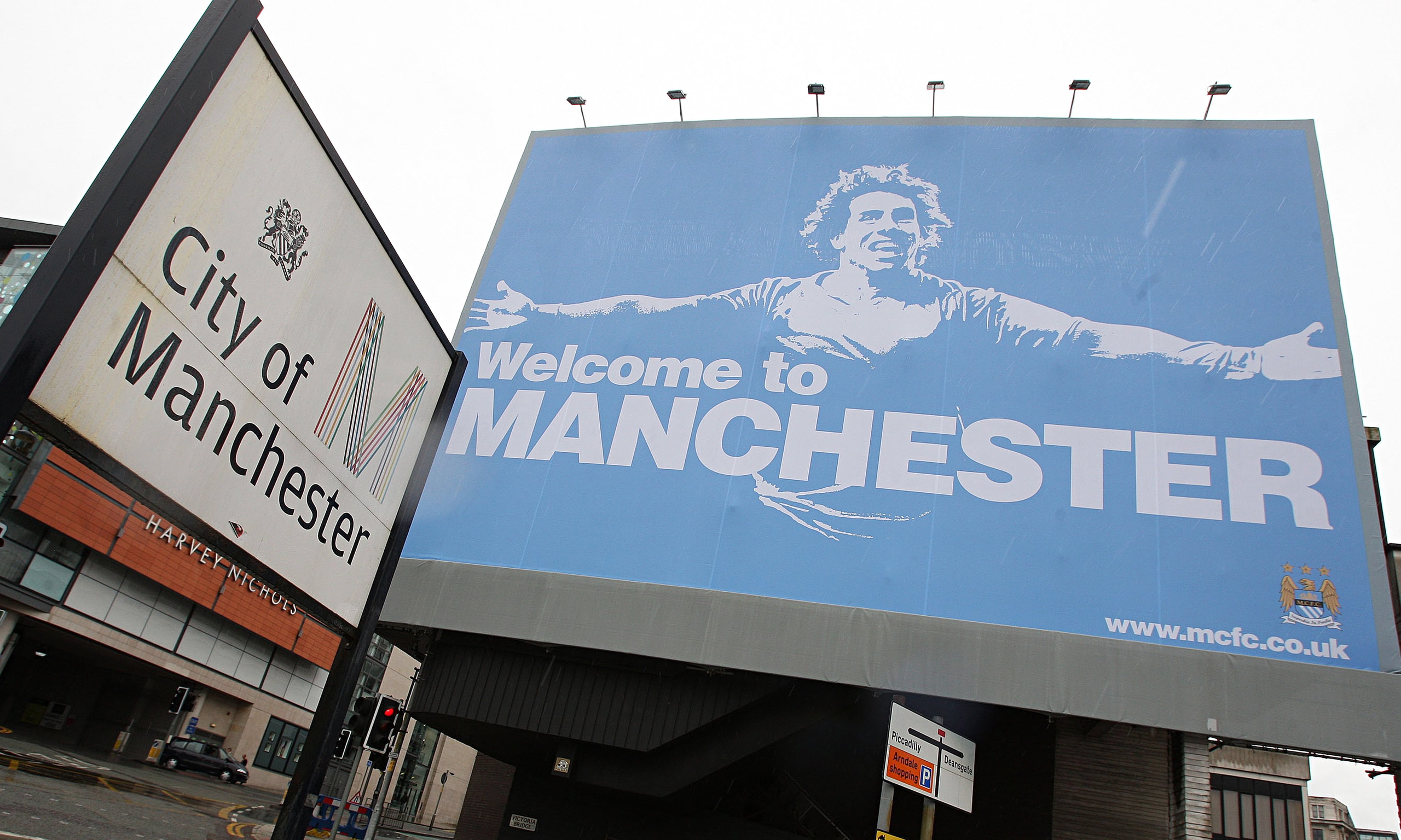 welcome-to-manchester-pos-015.jpg