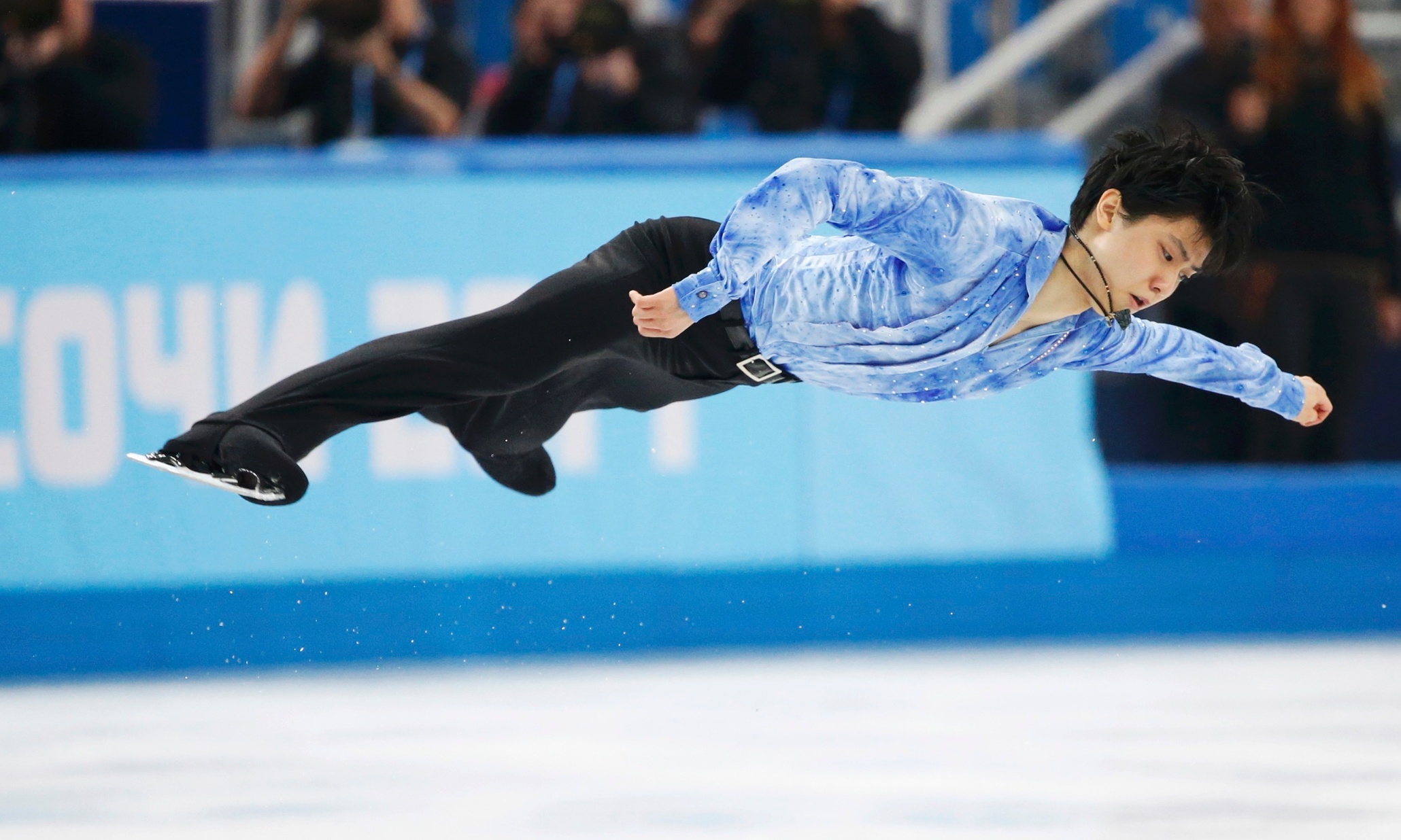 Japans Yuzuru Hanyu Poised For Gold Medal After Record Mens Skating