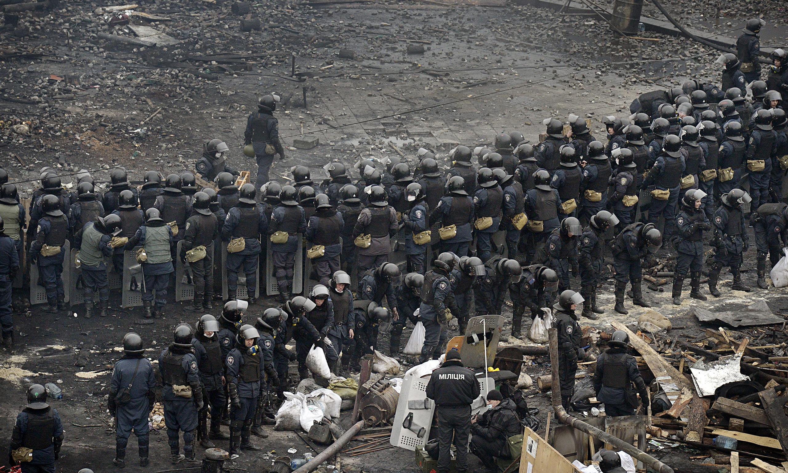 Ukraine protests end nears for Viktor Yanukovych despite concessions