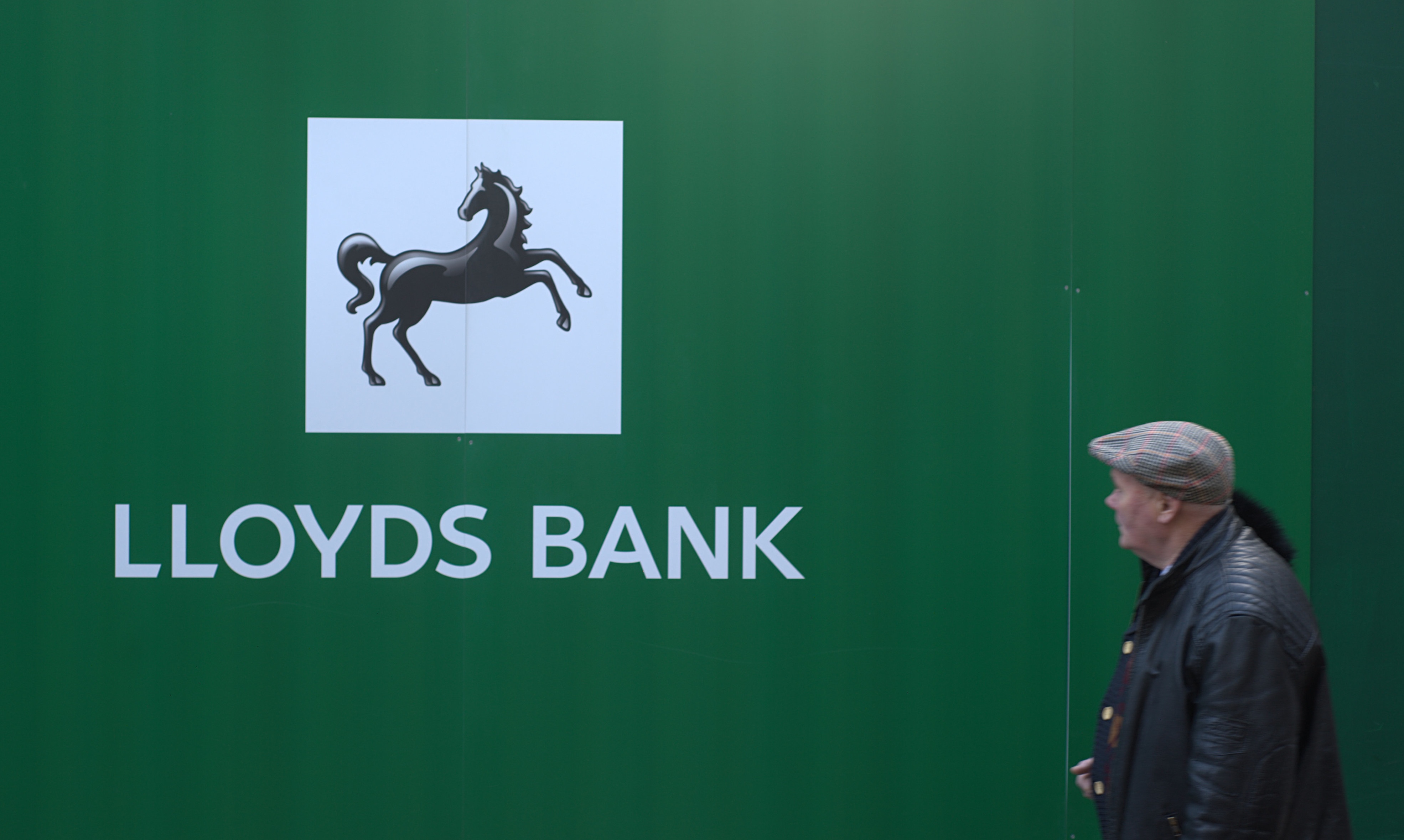 Lloyds PPI compensation bill now close to £10bn Business The Guardian