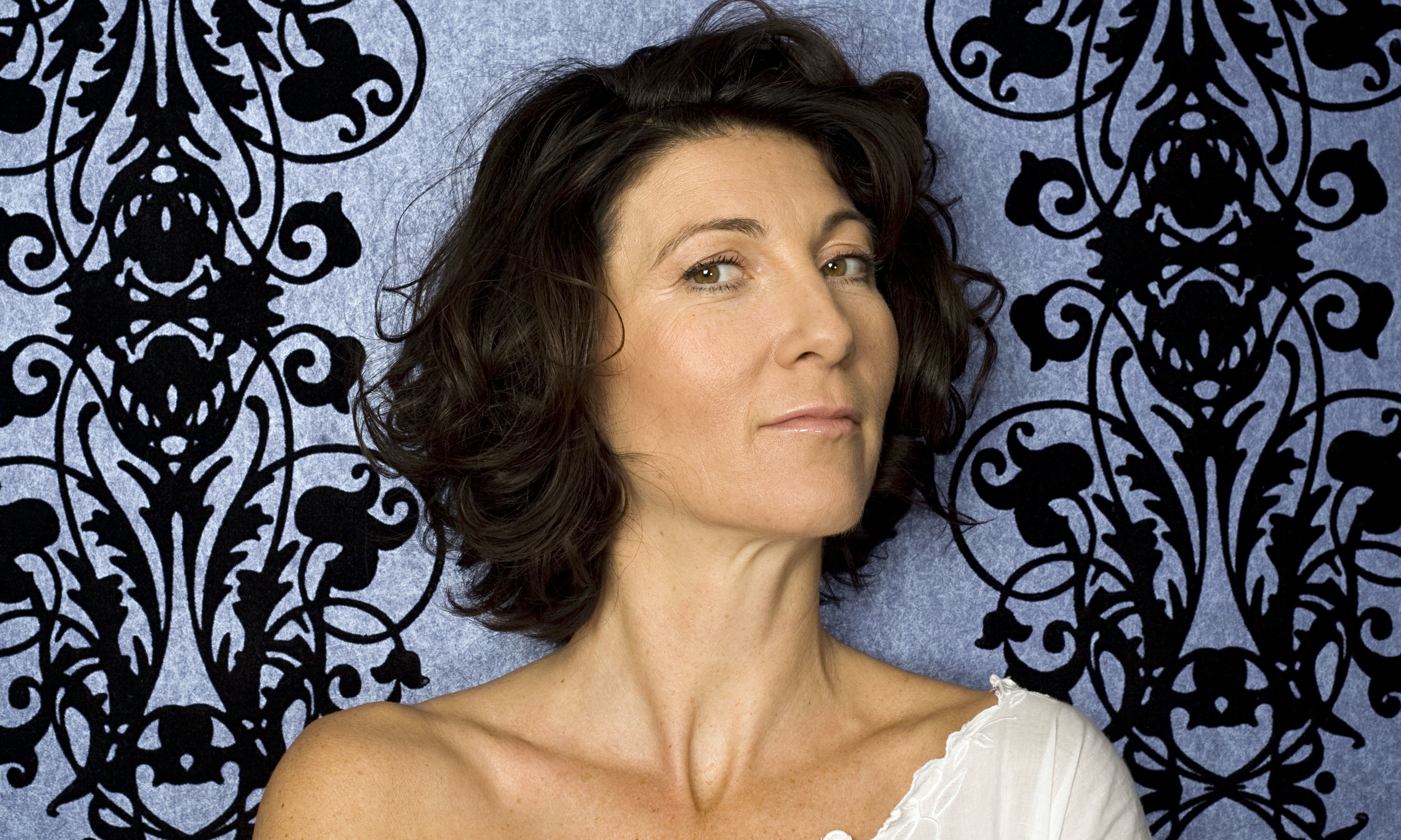 Eve Best Returns To Shakespeares Globe As Cleopatra Stage The Guardian 0860