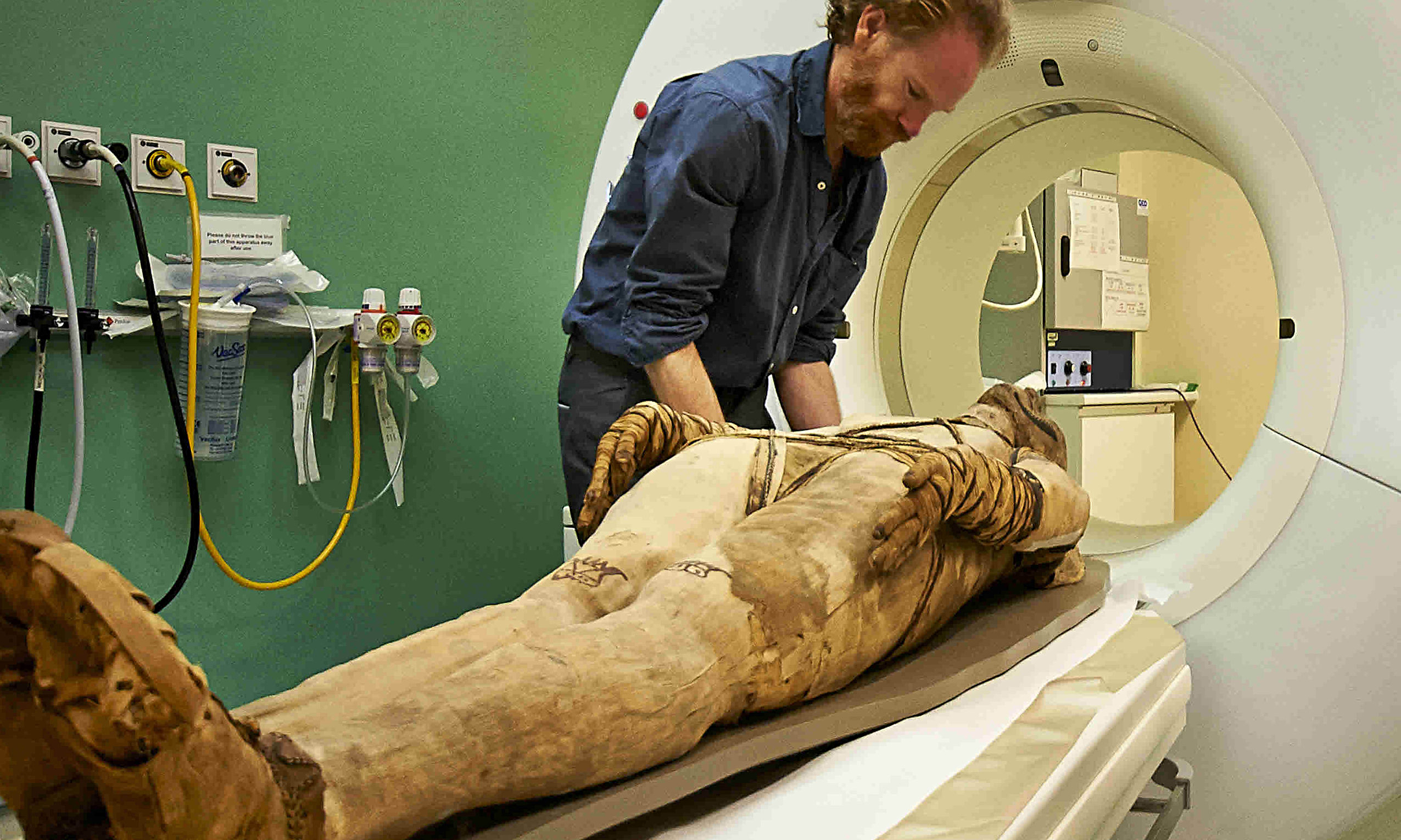 Inside The Mummies Embalmed Bodies Courtesy Of A Hospital Ct Scanner