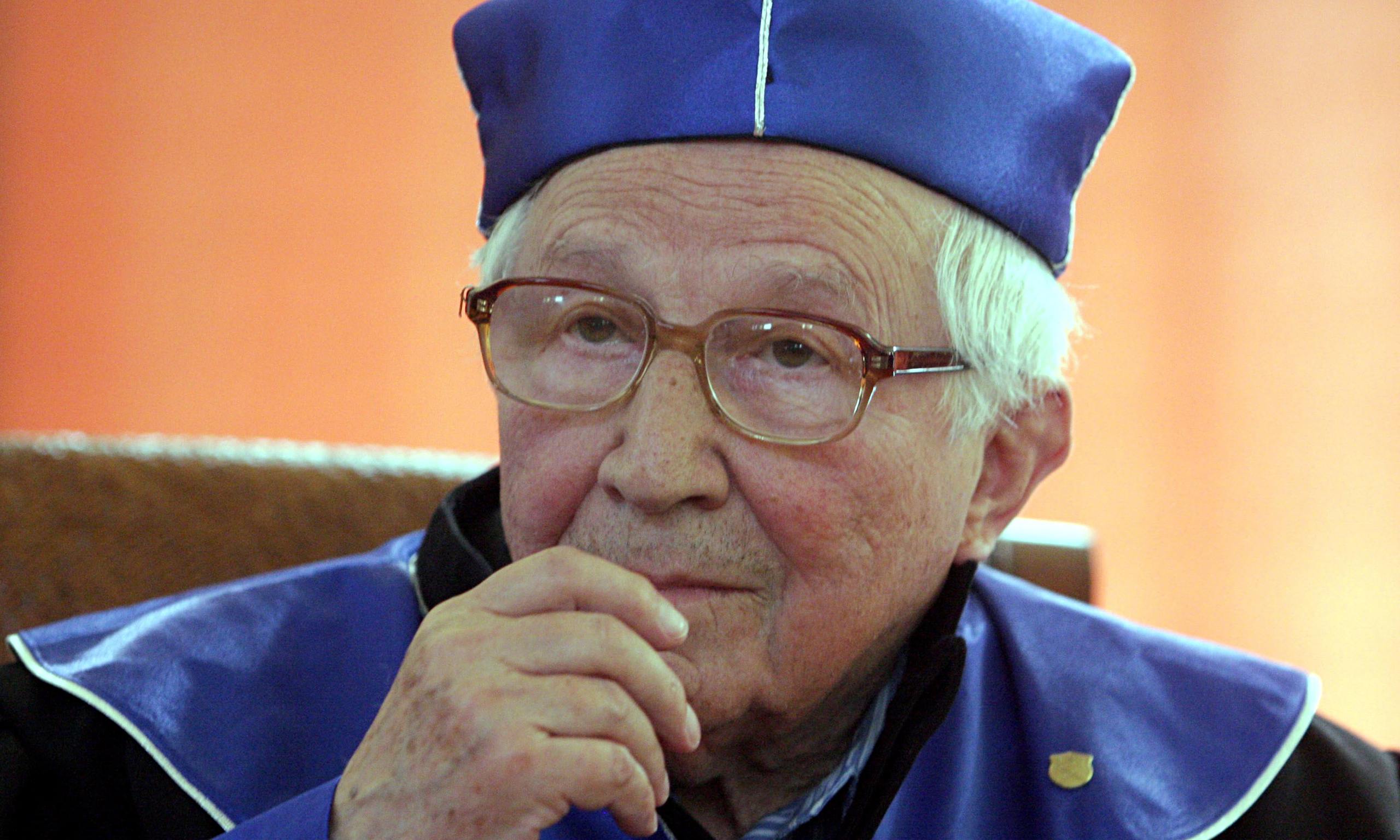 tadeusz-r-ewicz-obituary-books-the-guardian