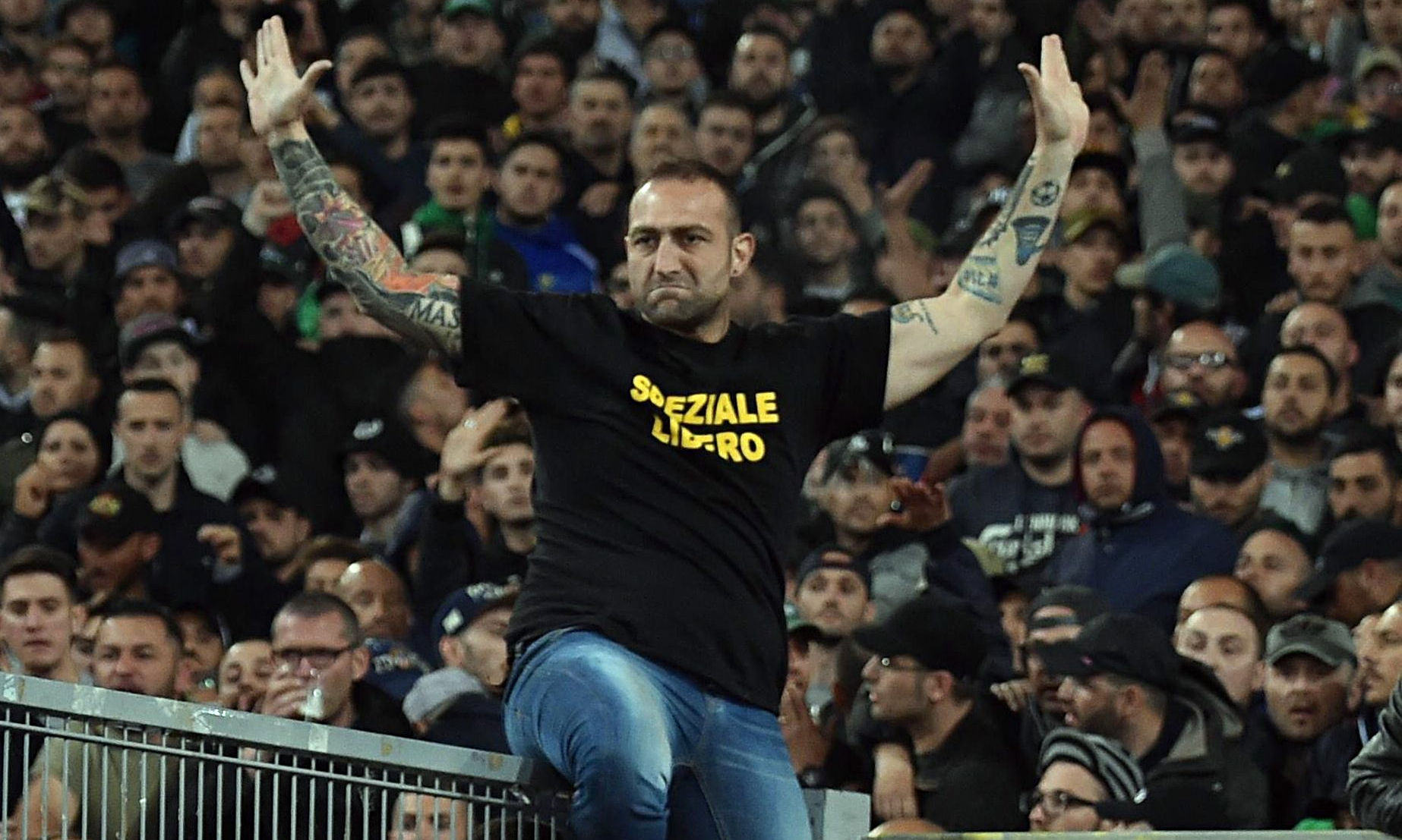 Coppa Italia officials and police accused of capitulating