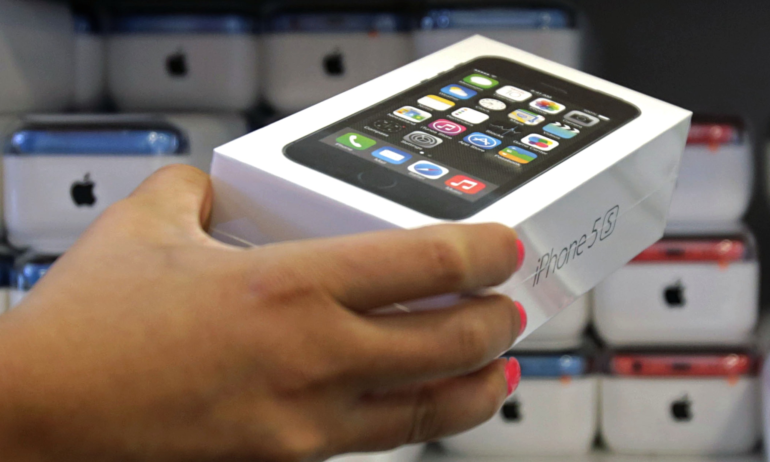 Slump in iPad sales takes the shine off Apple's revenue results
Slump in iPad sales takes the shine off Apple's revenue results
