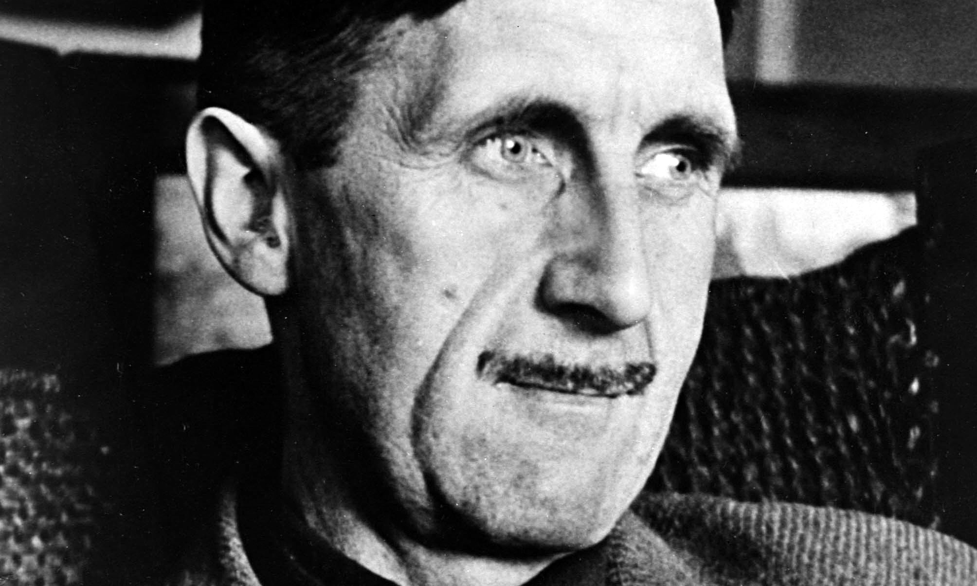 how many essays did george orwell write