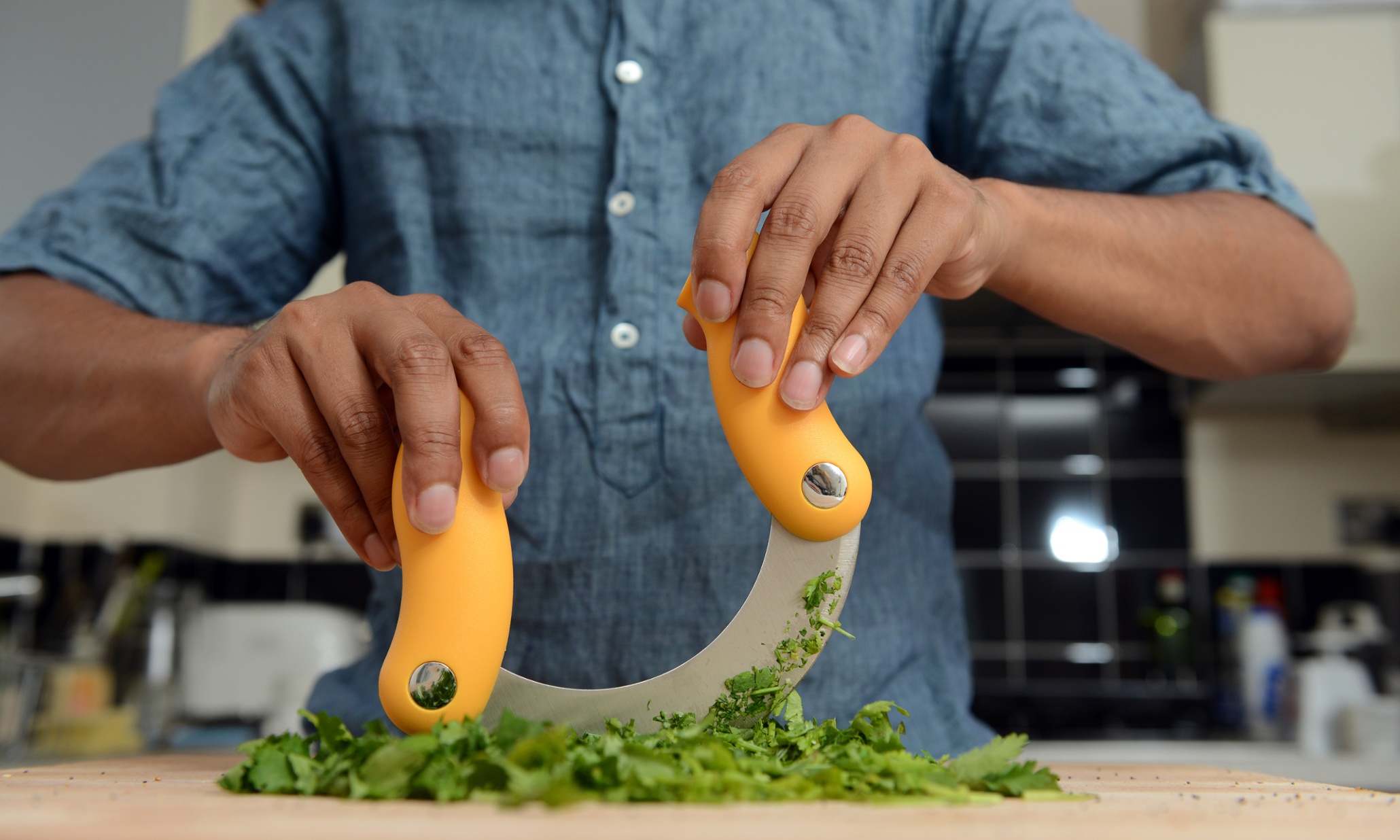 Rhik Samadder using the Shy Herb Chopper