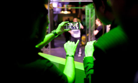 HTC One smartphone release delayed