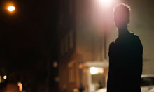 Woman-alone-street-night-004