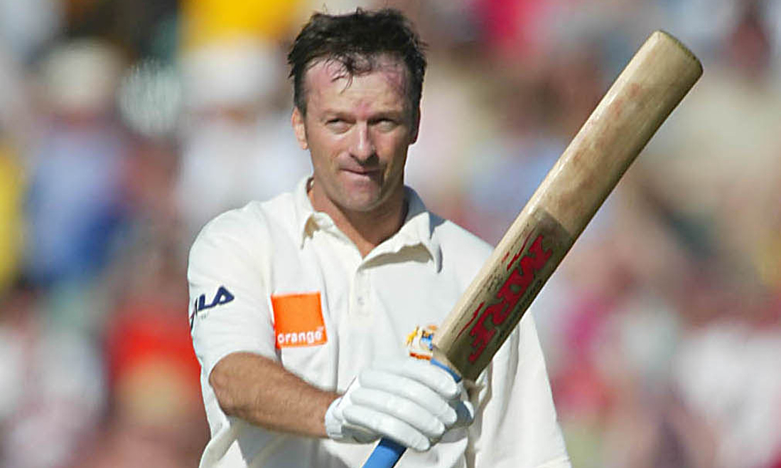 Steve Waugh has sympathy for Trott but little for Pietersen