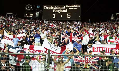 England-fans-celebrate-007.jpg