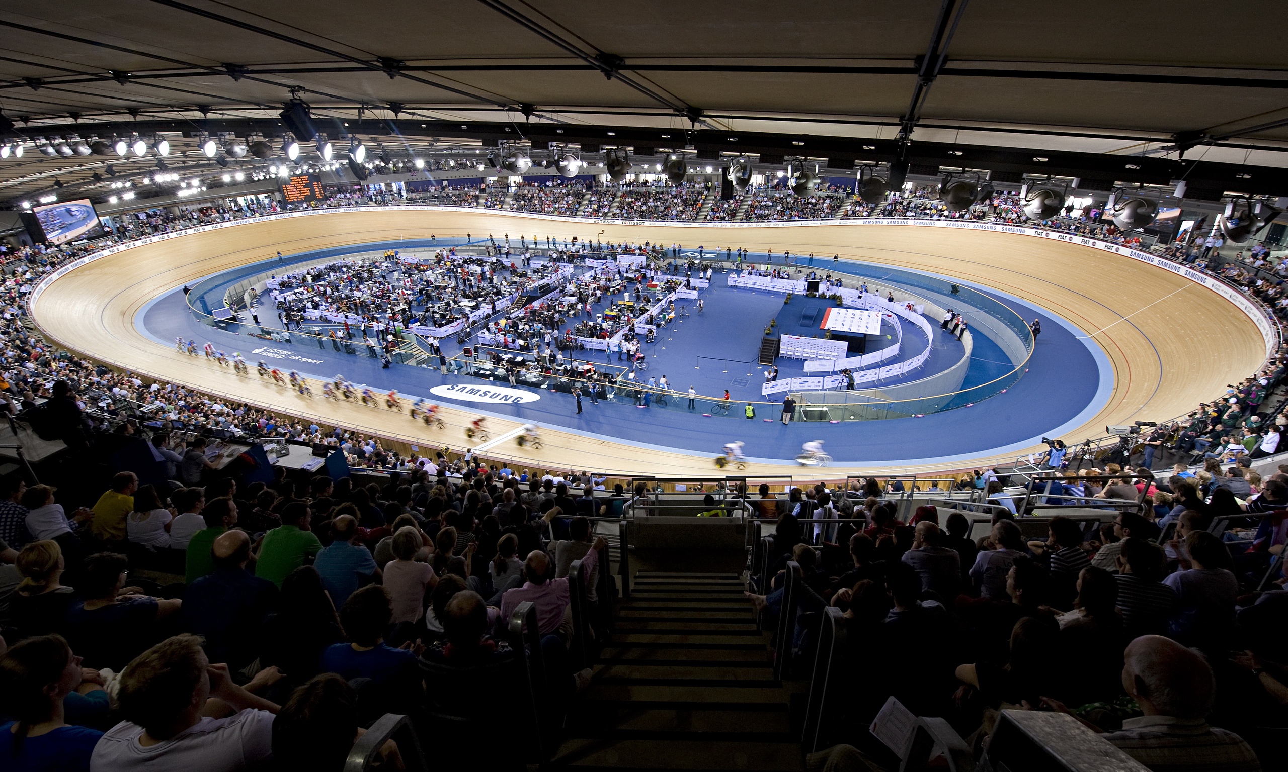 London olympic velodrome skinjuja