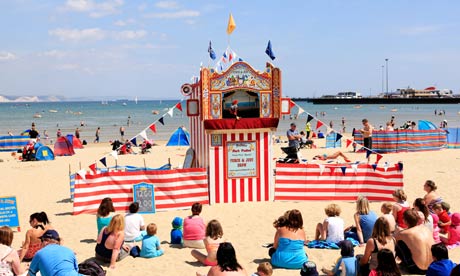 Oh, I do like to be beside the seaside Punch-and-Judy-on-the-bea-008